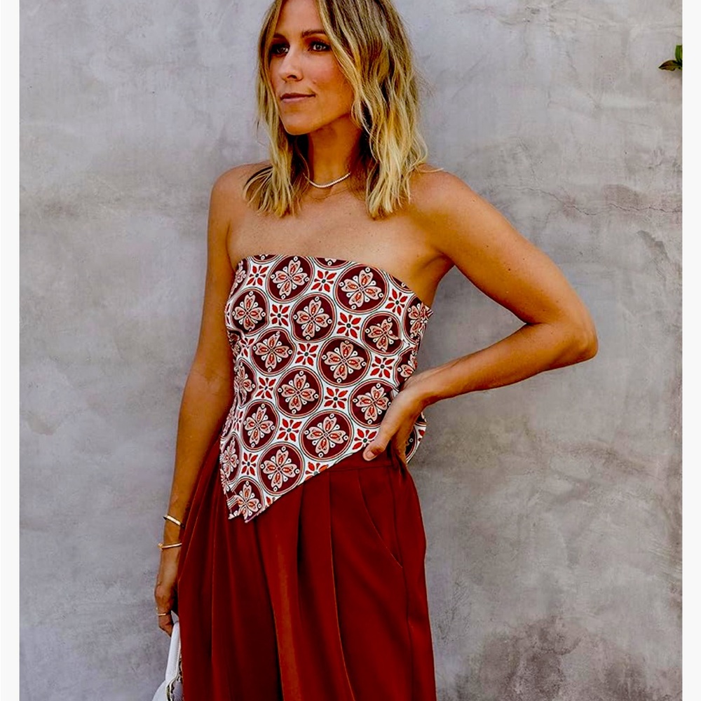 The Drop Women's Geometric Print Scarf Top by @jaceyduprie